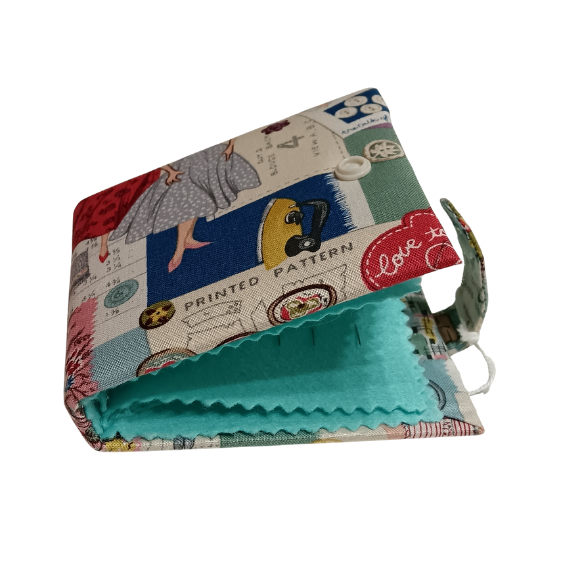 Kit accessoires de couture : aiguilles, épingles et ciseaux de couture