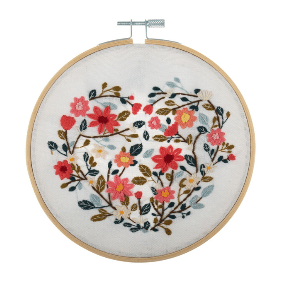 Kit broderie - cœur fleuri