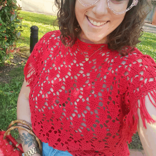Patron crochet gratuit top coeurs