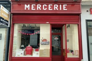 Espace ateliers mercerie Paillettes et Froufrous